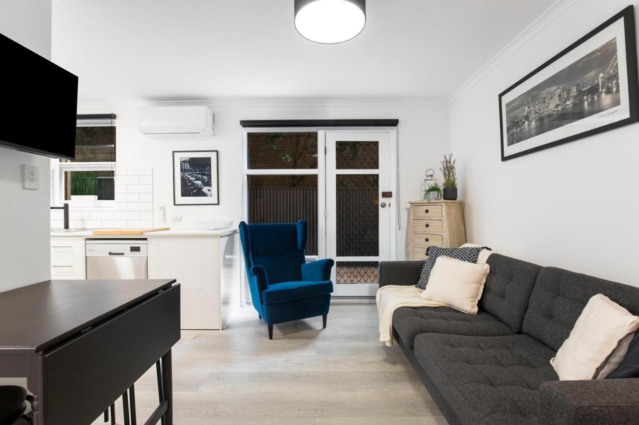 Bayswaterfront Apartments Аделаида Экстерьер фото