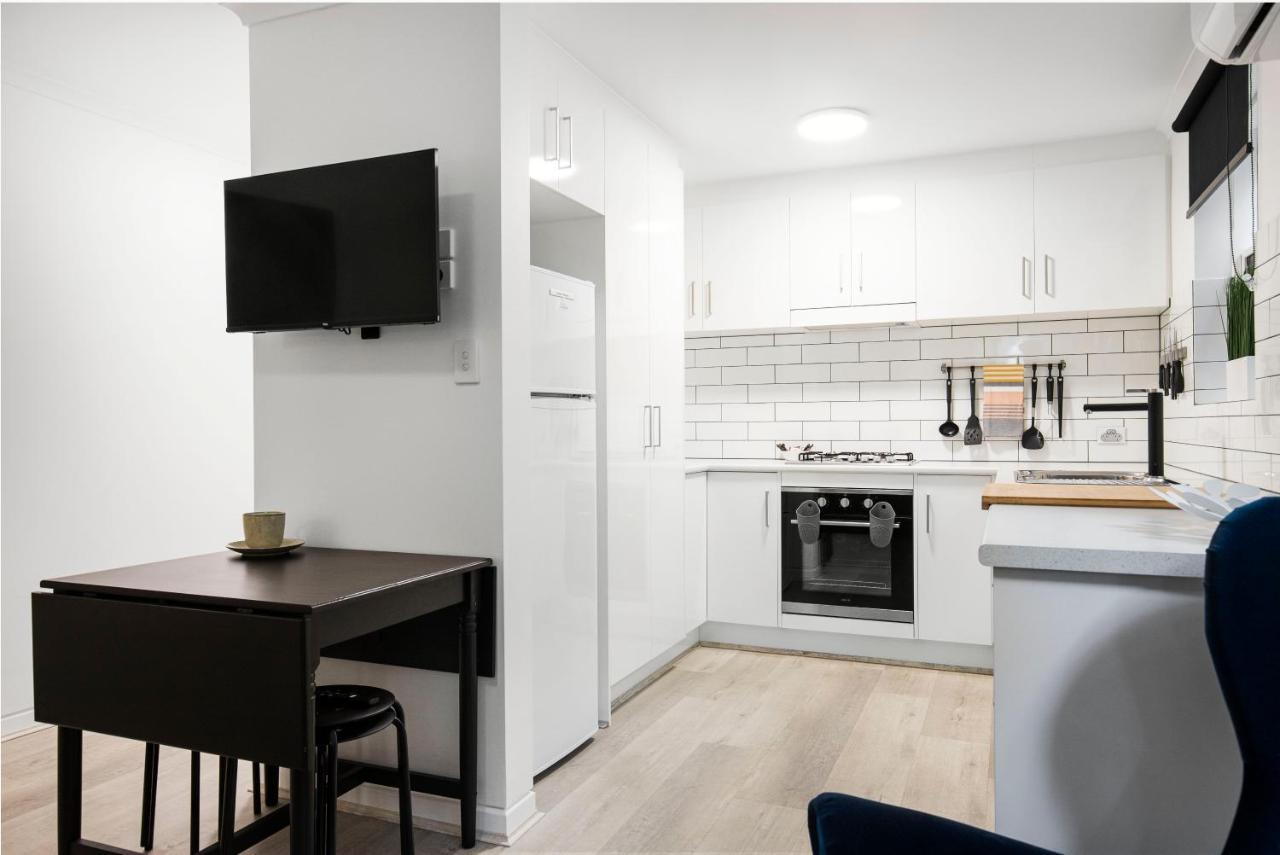Bayswaterfront Apartments Аделаида Экстерьер фото